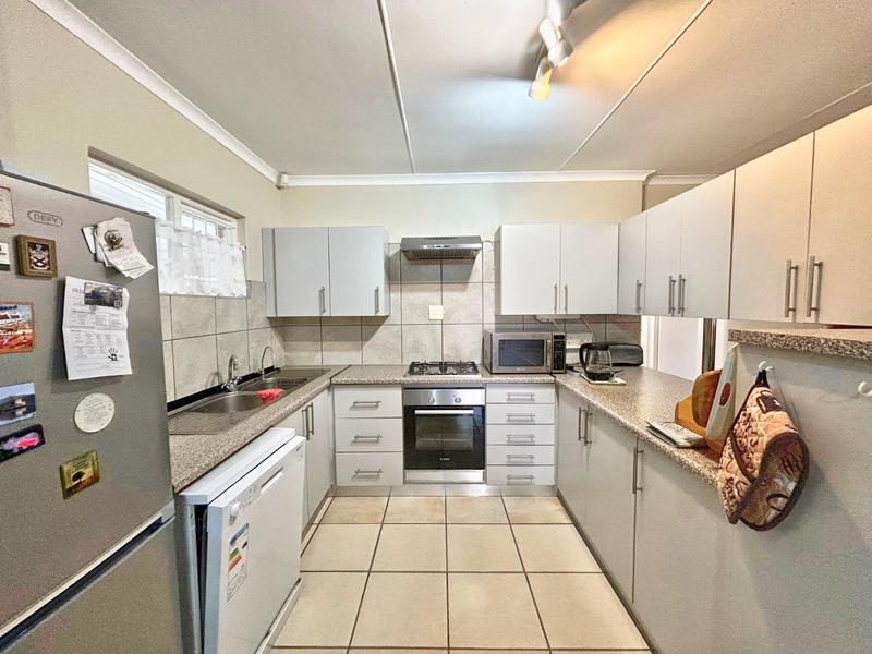4 Bedroom Property for Sale in Stilbaai Wes Western Cape